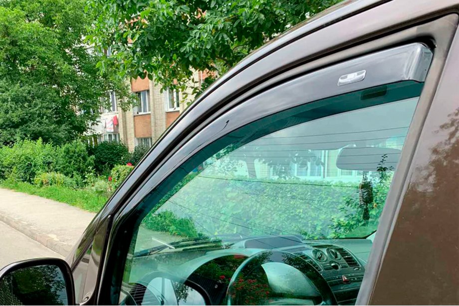 Mercedes Viano 2004–2014 Vkladané okenné deflektory (2 ks, HIC) Fotografia 3