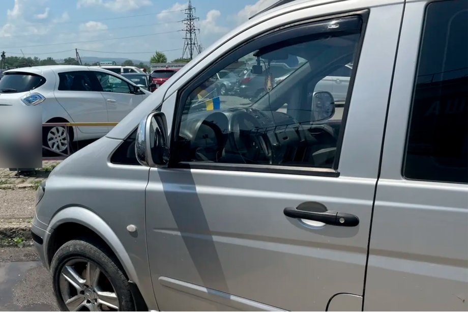 Mercedes Viano 2004–2014 Vkladané okenné deflektory (2 ks, HIC) Fotografia 7
