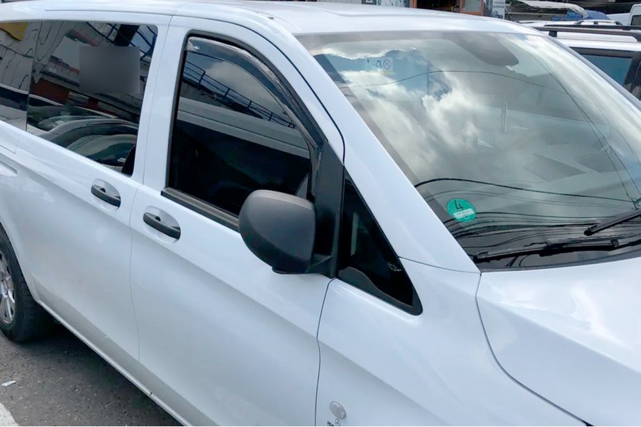 Mercedes Vito/V-trieda W447 2014– Vkladané okenné deflektory (2 ks, HIC) Image