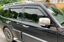 Mitsubishi Pajero Wagon IV 2006–2021 Deflektory okien (4 ks, HIC) fotografia 9