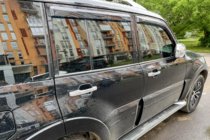 Mitsubishi Pajero Wagon IV 2006–2021 Deflektory okien (4 ks, HIC) fotografia 8