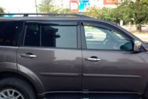 Mitsubishi Pajero Sport 2008–2015 Deflektory okien (4 ks, HIC) fotografia 8