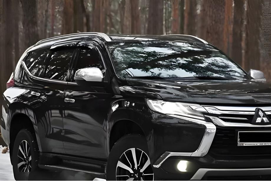 Mitsubishi Pajero Sport 2015– Deflektory okien (4 ks, HIC) Fotografia 7