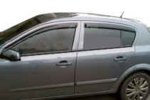 Opel Astra H 2004–2013 Okenné deflektory HB (4 ks, HIC) fotografia 5