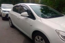 Opel Astra J 2009–2015 Okenné deflektory HB (4 ks, HIC) fotografia 2