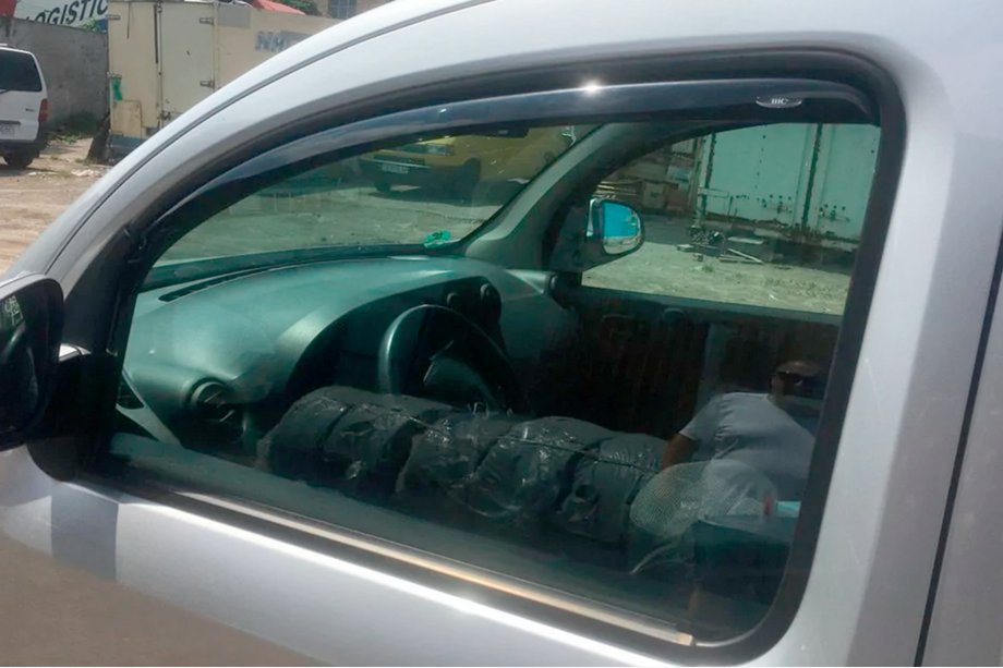 Renault Kangoo 2008–2020 Vkladané okenné deflektory (2 ks, HIC) Fotografia 13