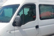 Renault Master 1998–2010 Okenné veterné deflektory (2 ks, HIC) fotografia 8