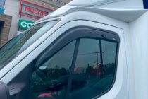 Renault Master 2011–2023 Okenné veterné deflektory (2 ks, HIC) fotografia 1