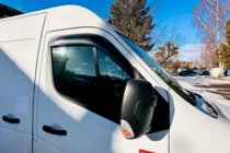 Renault Master 2011–2023 Okenné veterné deflektory (2 ks, HIC) fotografia 8