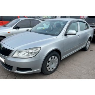 Okenné deflektory LiftBack (4 ks, HIC) Skoda Octavia II A5 2006–2010 fotografia 2