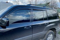 Toyota Land Cruiser 100 1998–2007 Deflektory okien (4 ks, HIC) fotografia 1