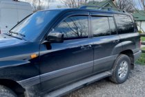 Toyota Land Cruiser 100 1998–2007 Deflektory okien (4 ks, HIC) fotografia 3