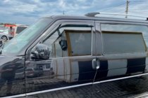 Volkswagen T4 Caravelle/Multivan 1990–2003 Okenné veterné deflektory (2 ks, HIC) fotografia 12