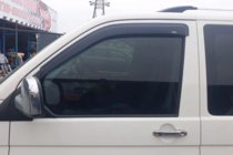 Volkswagen T6 2015–2024 Okenné veterné deflektory (2 ks, HIC) fotografia 8