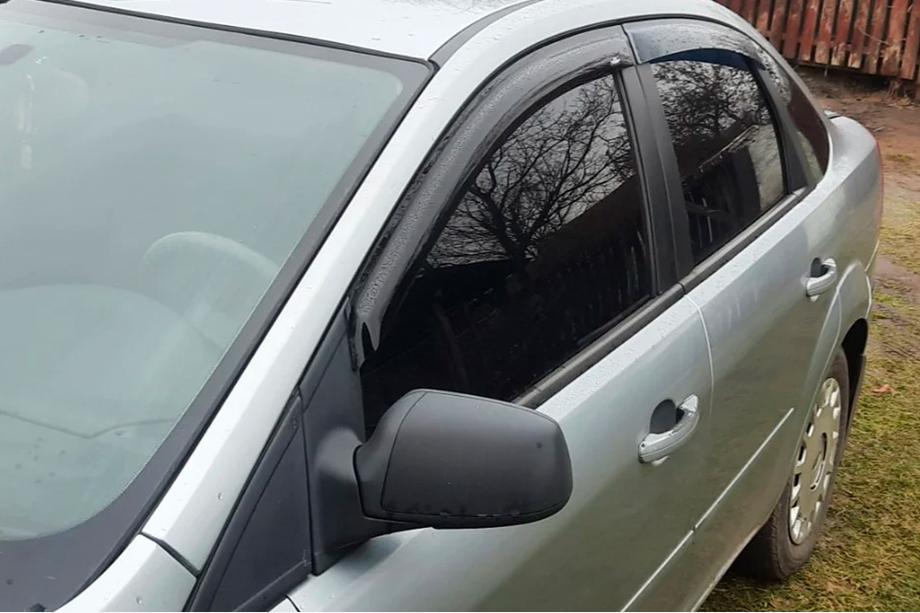 Ford Focus II 2005–2008 Okenné deflektory SD/HB (4 ks, HIC) Image