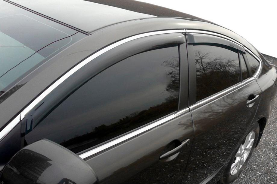 Ford Mondeo 2014–2022 Okenné deflektory s chrómovou lištou (4 ks, HIC) Image