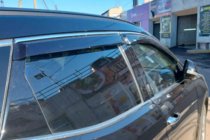 Hyundai Santa Fe 3 2012–2018 Okenné deflektory s chrómovou lištou (4 ks, HIC) fotografia 2