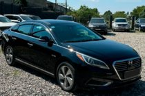 Hyundai Sonata LF 2014–2019 Okenné deflektory s chrómovou lištou (4 ks, HIC) fotografia 4