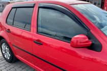 Volkswagen Golf 4 1997–2006 Okenné deflektory HB (4 ks, HIC) fotografia 6