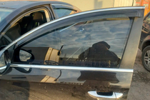 Volkswagen Passat B6 2006–2012 Okenné deflektory s chrómovou lištou SW (4 ks, HIC) fotografia 2