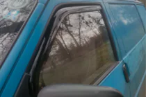Volkswagen T4 Transporter 1990–2003 Vkladané okenné deflektory (2 ks, HIC) fotografia 7