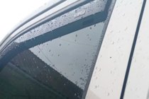 Volkswagen T5 2010–2015 Vkladané okenné deflektory (2 ks, HIC) fotografia 3