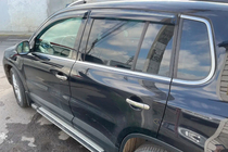 Volkswagen Tiguan 2007–2016 Deflektory okien (4 ks, HIC) fotografia 2