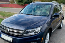 Volkswagen Tiguan 2007–2016 Okenné deflektory s chrómovou lištou (4 ks, HIC) fotografia 1