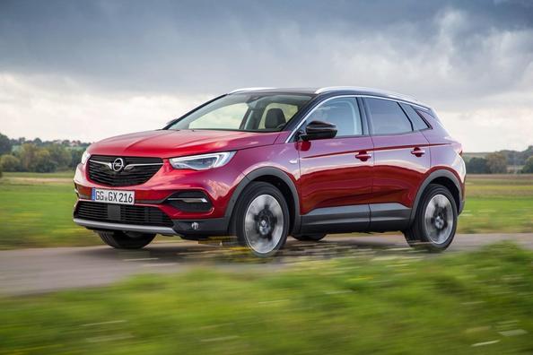 Recenzia crossoveru Opel Grandland X