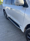 Lexus LX570/450d 2008–2022 Bočné prahy (dizajn Lexus 2016+) fotografia 3