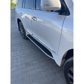 Bočné prahy (dizajn Lexus 2016+) fotografia 3