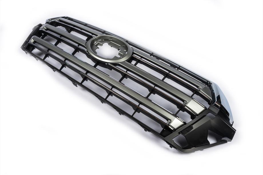 Toyota Land Cruiser 200 2007–2021 Maska chladiča 2016-2021 (Stock dizajn) Image