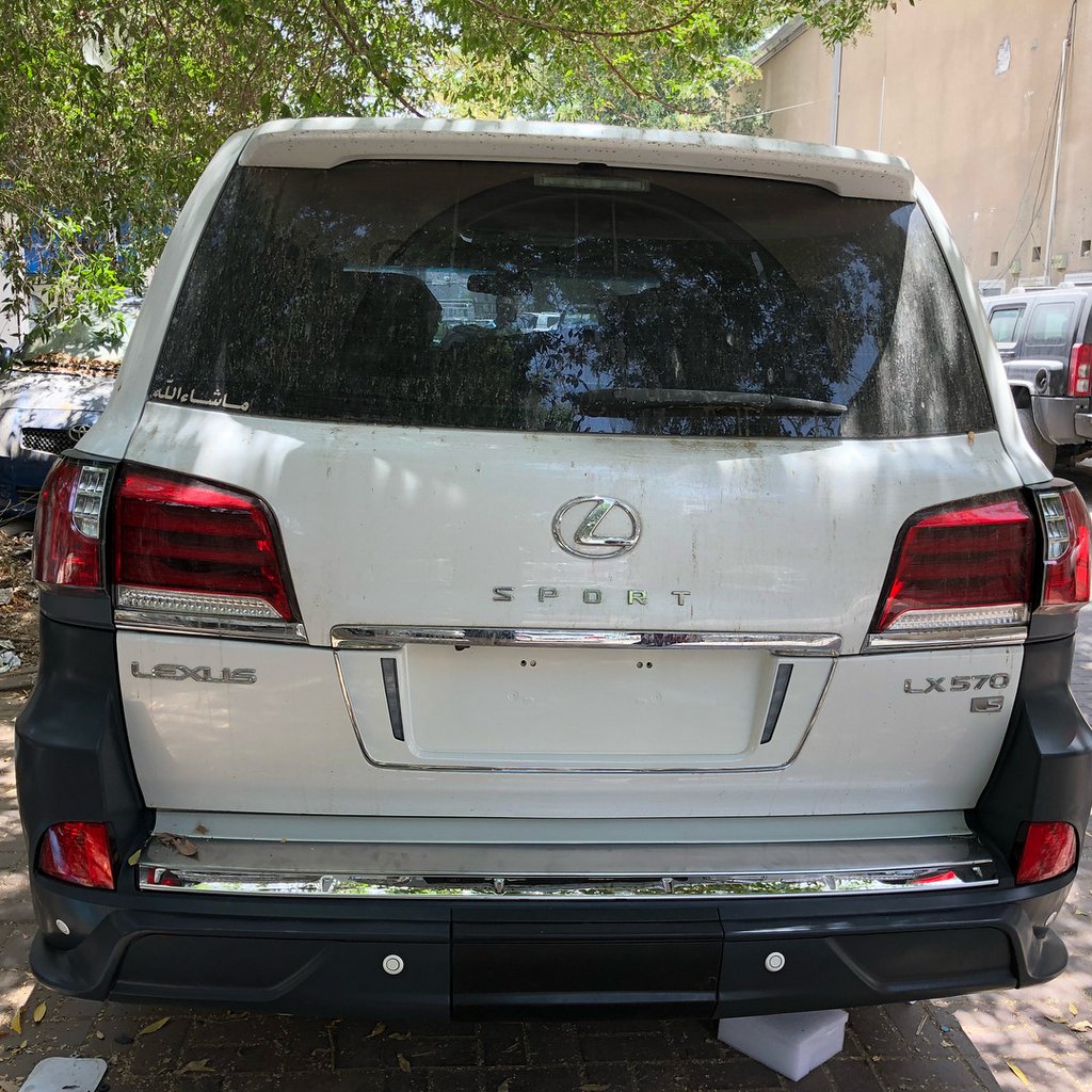 Ako urobiť facelift na Lexus LX570