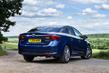 Recenzia sedanu Toyota Avensis fotografia 8