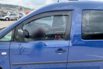 Volkswagen Caddy 2010–2015 Okenné veterné deflektory (2 ks, HIC) fotografia 7