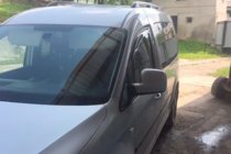 Volkswagen Caddy 2010–2015 Vkladané okenné deflektory (2 ks, HIC) fotografia 4