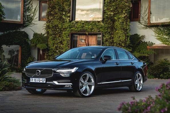 Recenzia prémiového sedanu Volvo S90