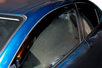 Mazda 323 1977–2003 Deflektory okien (4 ks, HIC) fotografia 1