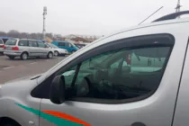 Citroen Berlingo 2008–2018 Okenné veterné deflektory (2 ks, HIC) fotografia 9