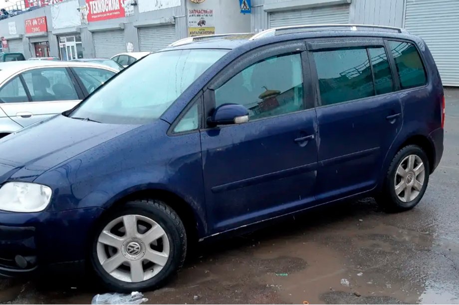Volkswagen Touran 2003–2010 Deflektory okien (4 ks, HIC) Fotografia 19