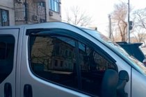 Nissan Primastar 2002–2014 Okenné veterné deflektory (2 ks, HIC) fotografia 3