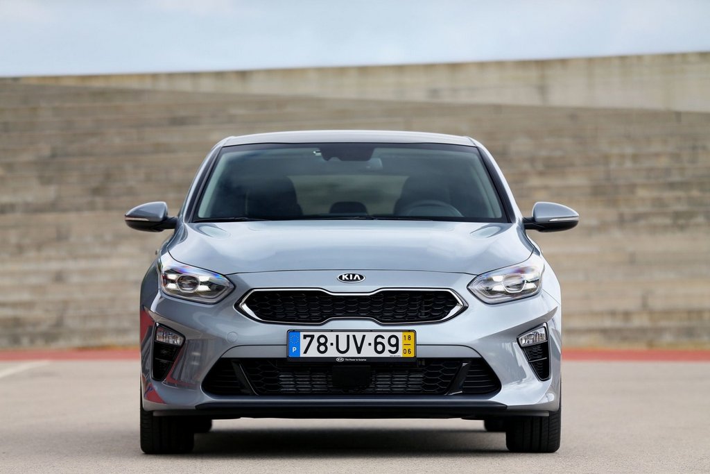 Recenzia hatchbacku Kia Ceed tretej generácie