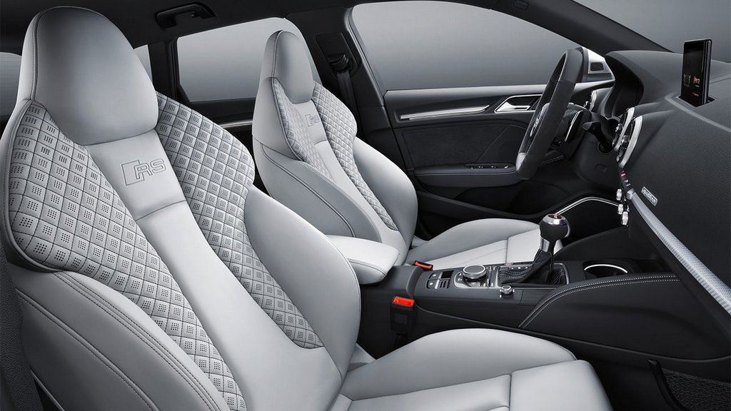 Športový päťdverový hatchback Audi RS3 Sportback
