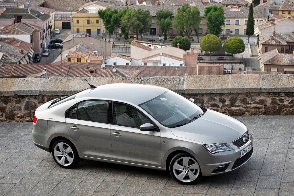 Recenzia liftbacku Seat Toledo