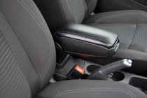 Dacia Duster 2018–2024 Lakťová opierka (do držiaka nápojov) fotografia 1