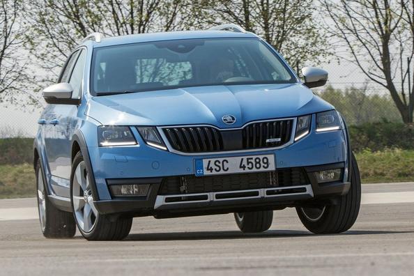 Skoda Octavia Scout: generácie A5, A7 a A8 – čo skontrolovať pri kúpe jazdenky a aké doplnky sa hodia Fotografia 12
