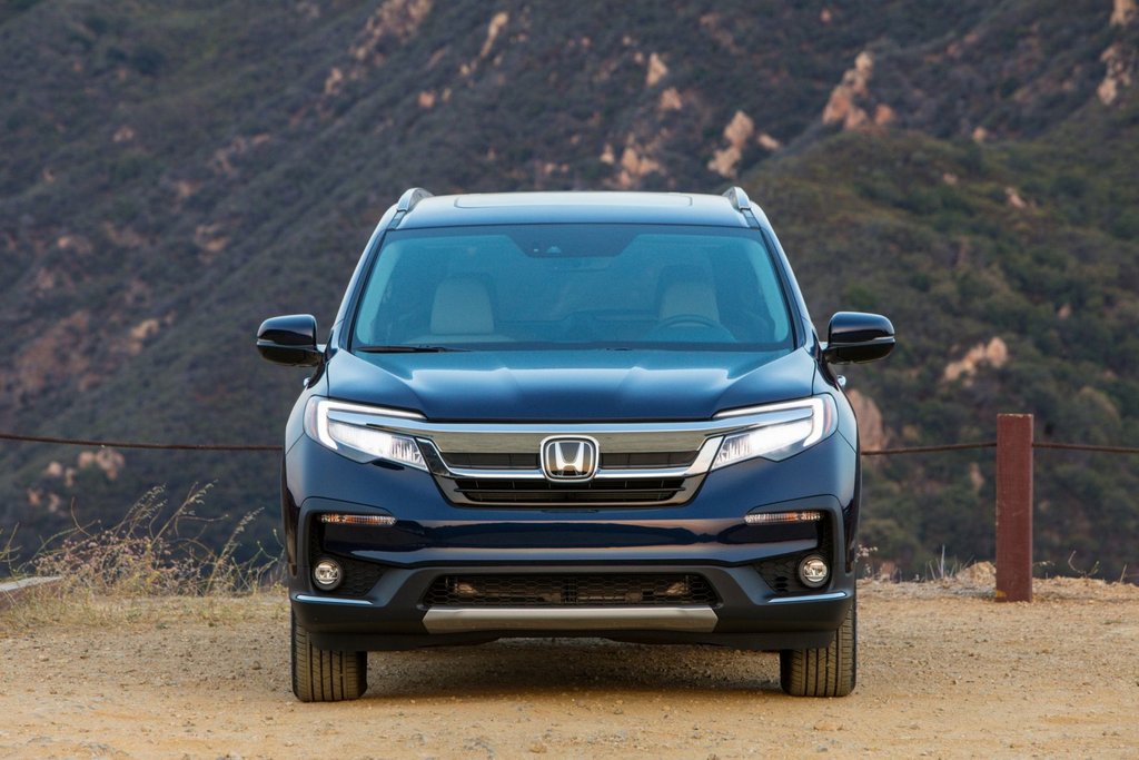 Recenzia modernizovaného crossoveru Honda Pilot