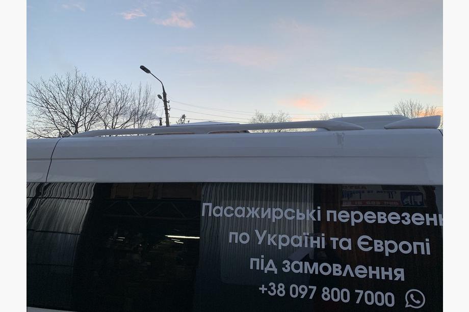 Mercedes Sprinter W906 2006–2018 Strešné lyžiny (na lakovanie) Fotografia 4