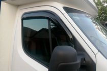 Opel Movano 2010–2021 Okenné veterné deflektory (2 ks, HIC) fotografia 3