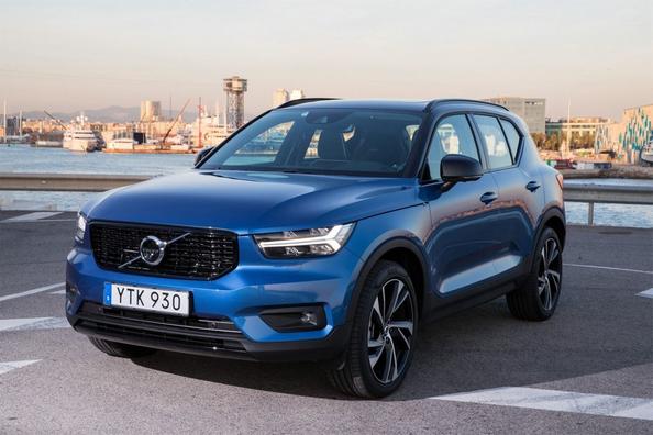 Recenzia crossovera Volvo XC40